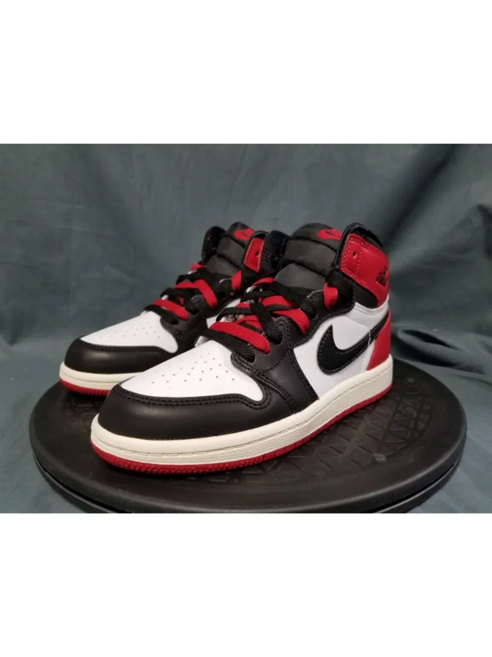 Jordan 1 Retro High OG Black Toe Reimagined DZ5485 106 Men's Size 9 NEW NO BOX!